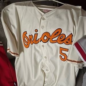 COMBO Bo and Brooks! only worn few times. No stains etc. great condition.